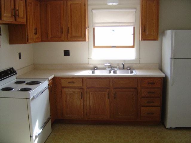 Image of Property Number 011